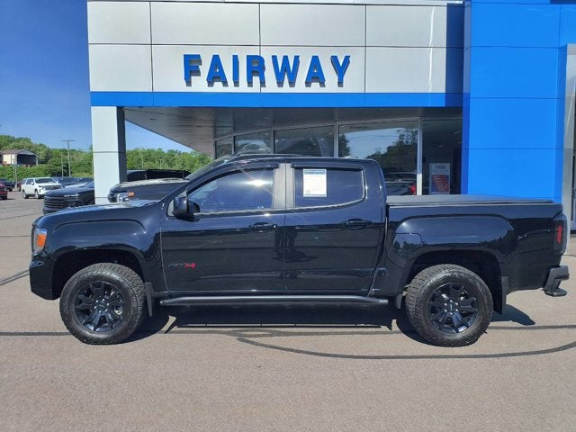 2022 GMC Canyon 4WD AT4 w/Cloth in Onyx Black — front three-quarter view